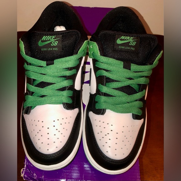 NIKE SB DUNK LOW PRO “CLASSIC GREEN” BRAND NEW MEN’S SIZE 6.5 - Picture 2 of 5